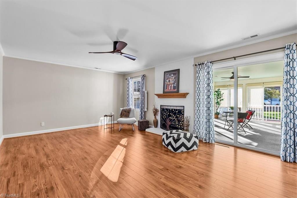 property viewer photo 20