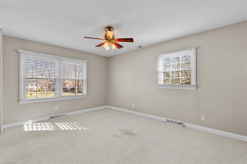 property viewer photo 29
