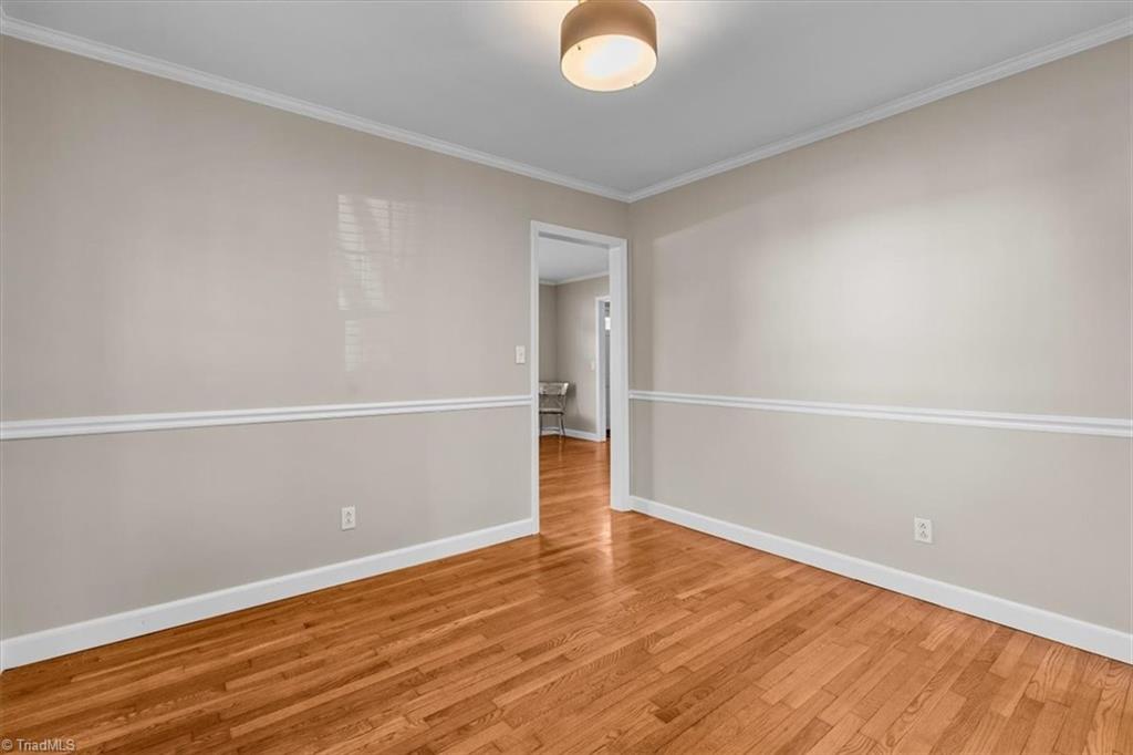 property viewer photo 36