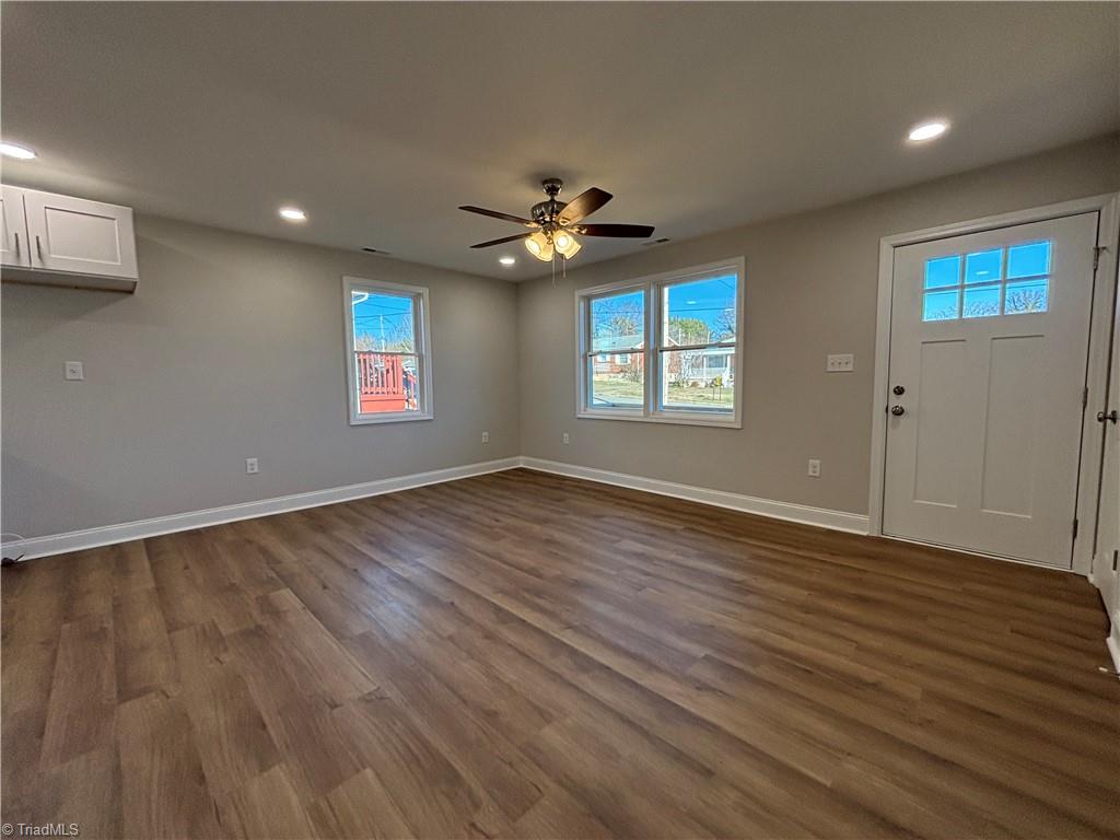 property viewer photo 3