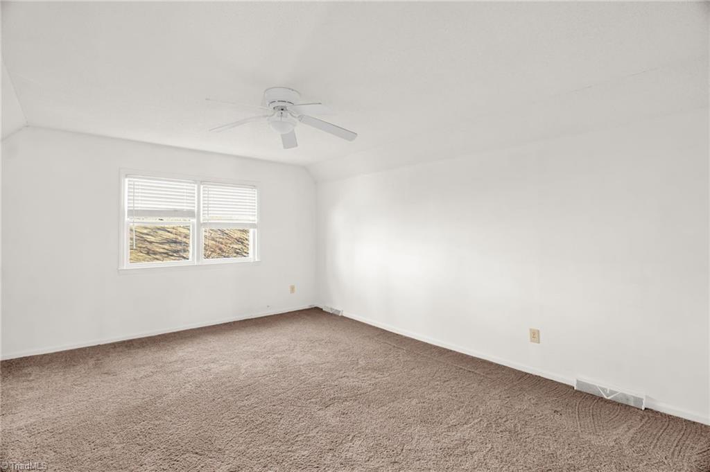 property viewer photo 15