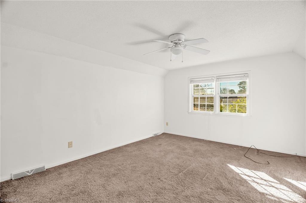 property viewer photo 17