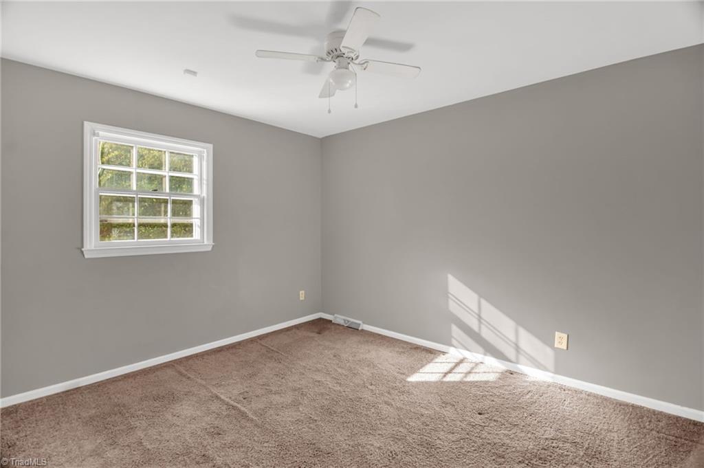 property viewer photo 20