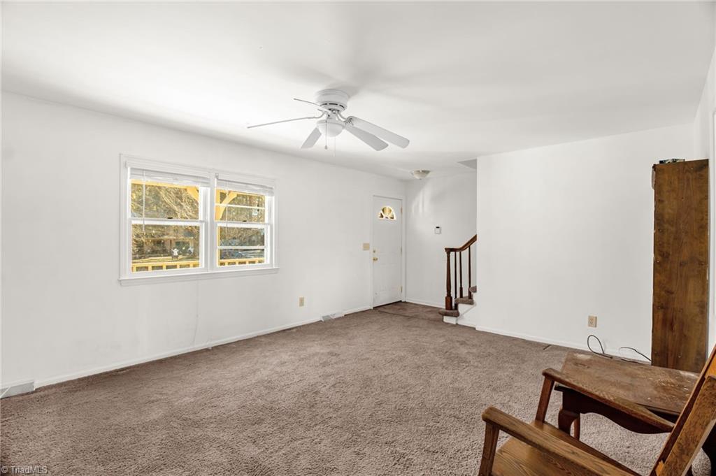 property viewer photo 5