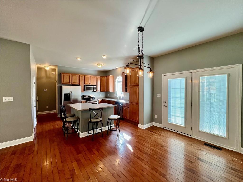 property viewer photo 6