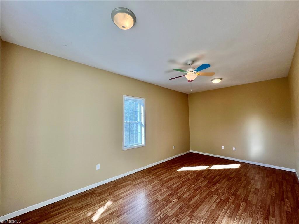 property viewer photo 7