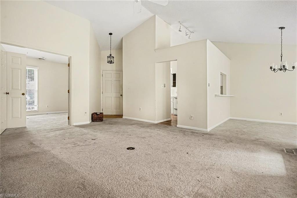 property viewer photo 12