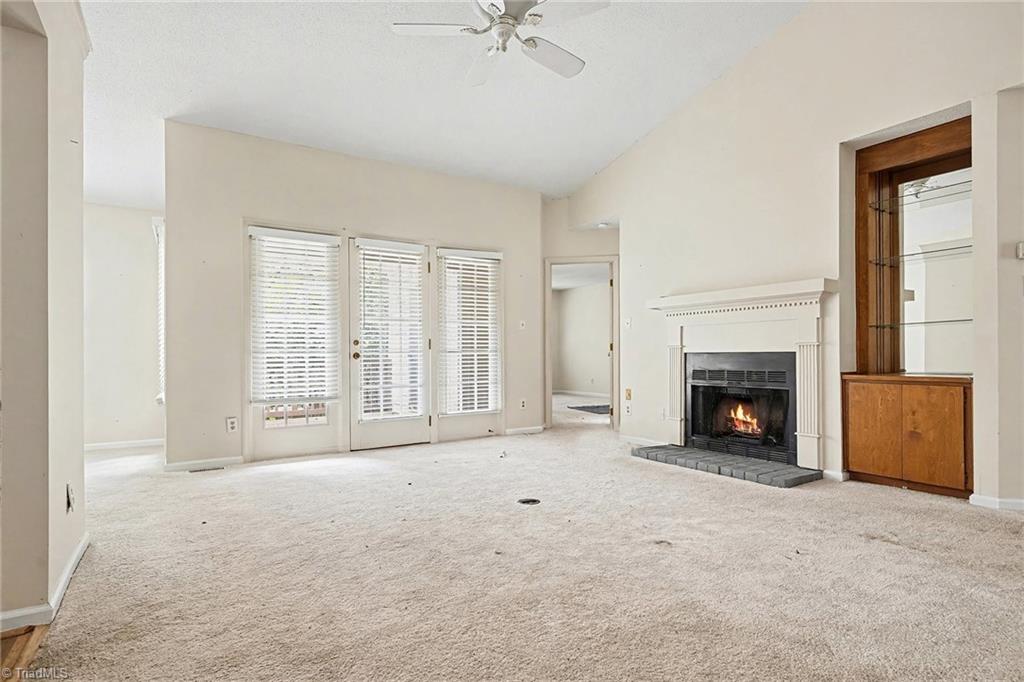 property viewer photo 2