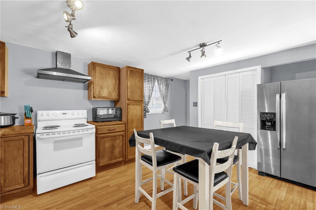property viewer photo 15