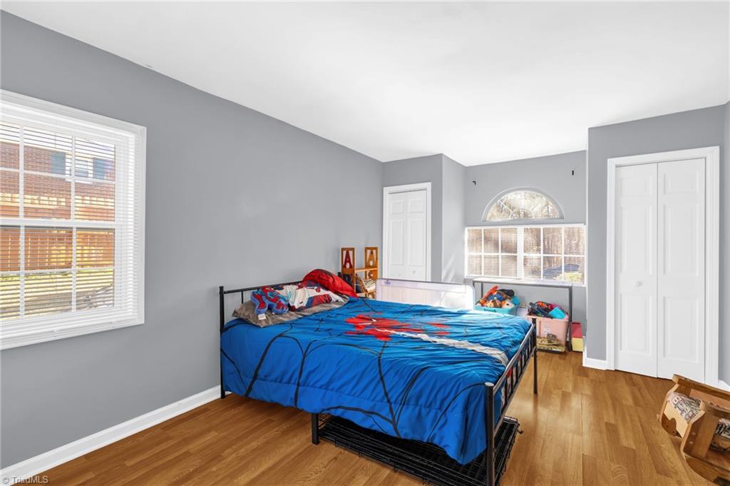 property viewer photo 24