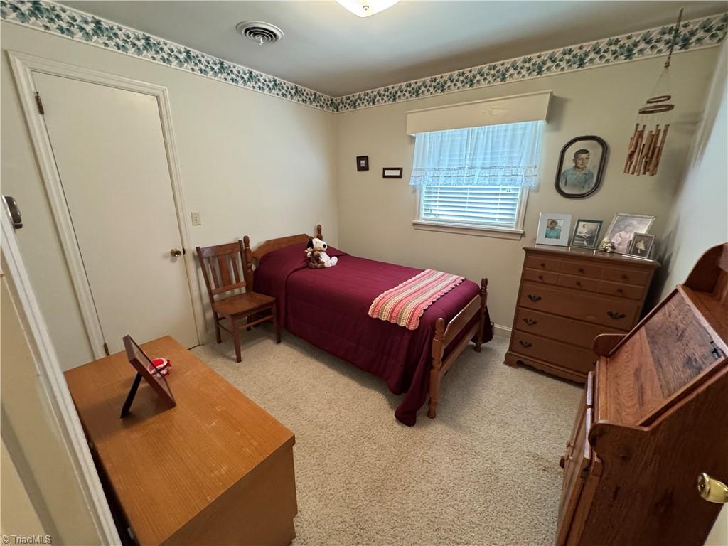 property viewer photo 36