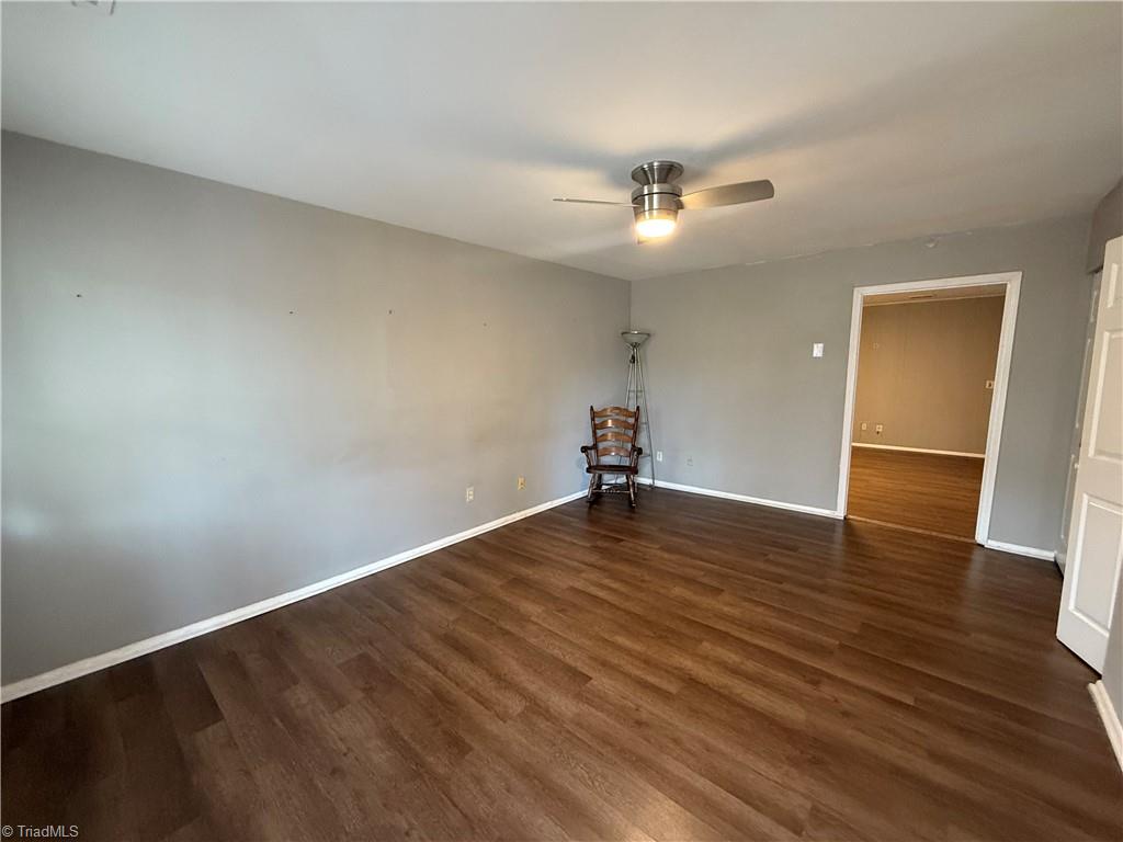property viewer photo 2