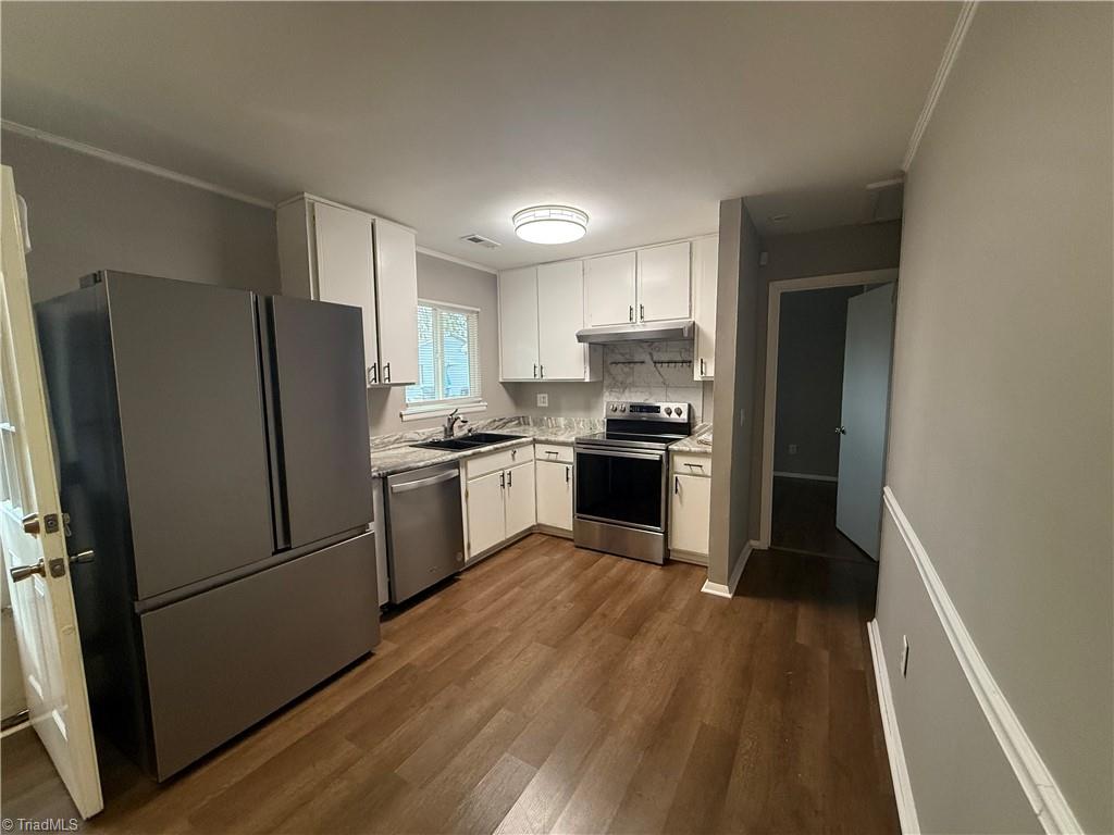 property viewer photo 4
