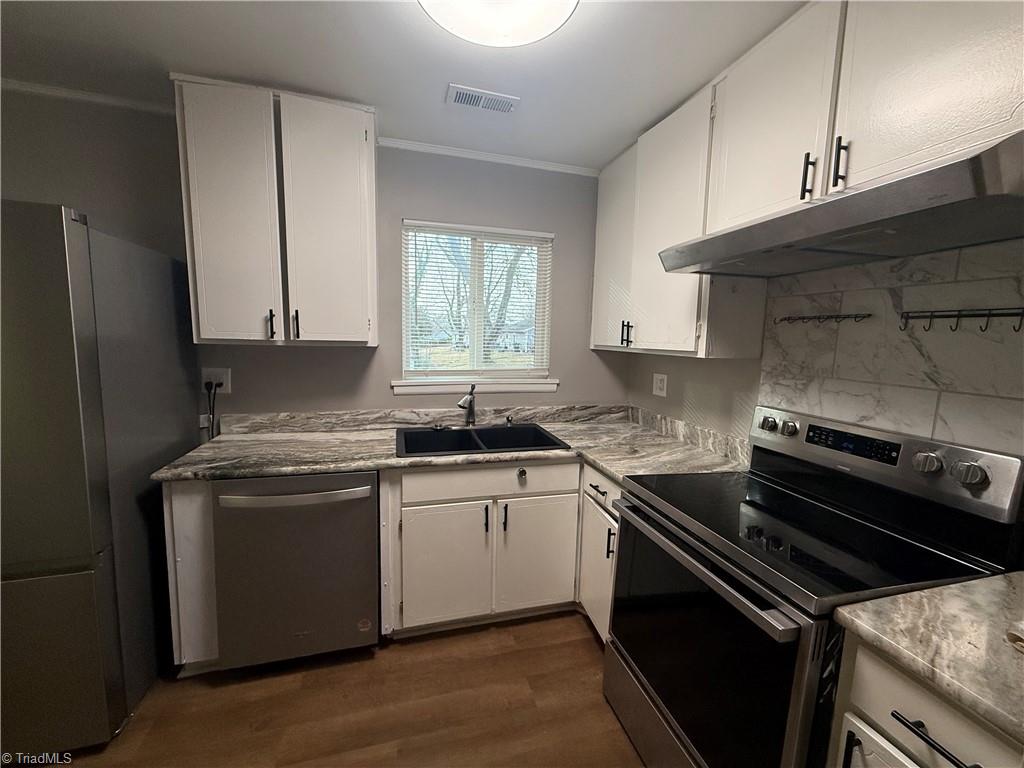 property viewer photo 5