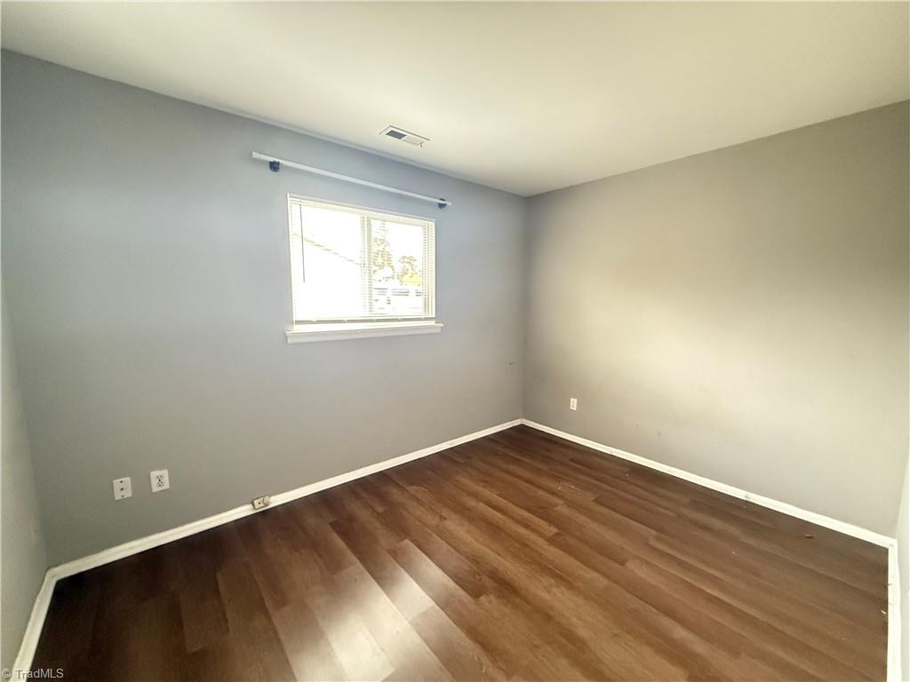 property viewer photo 8