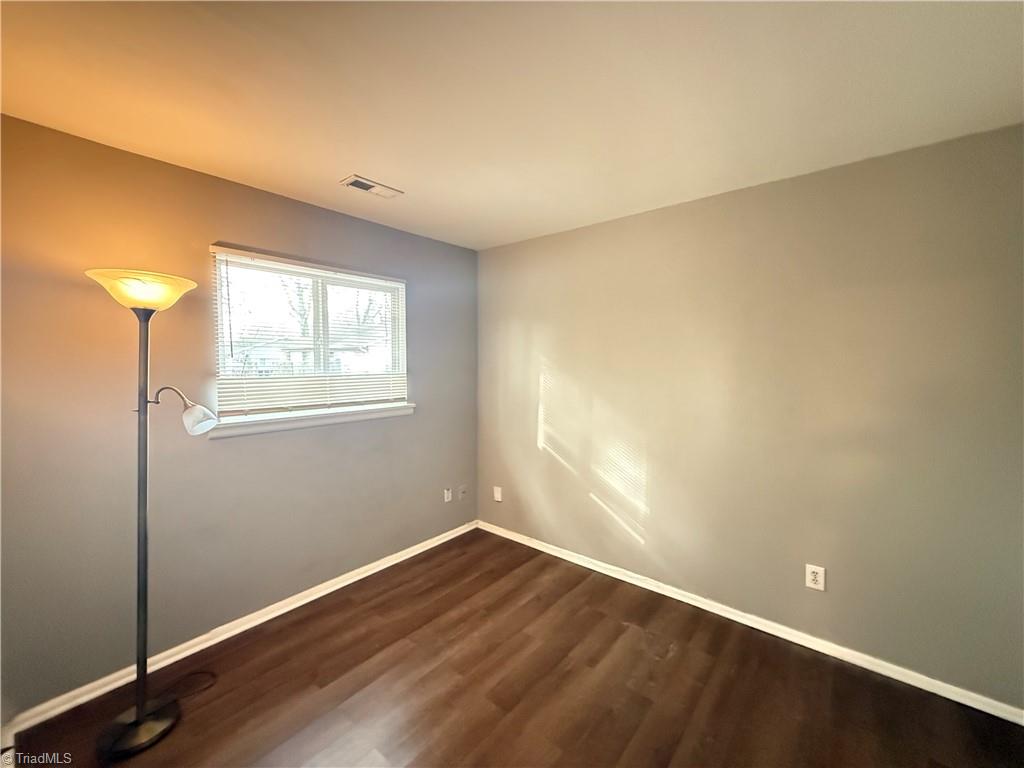property viewer photo 9