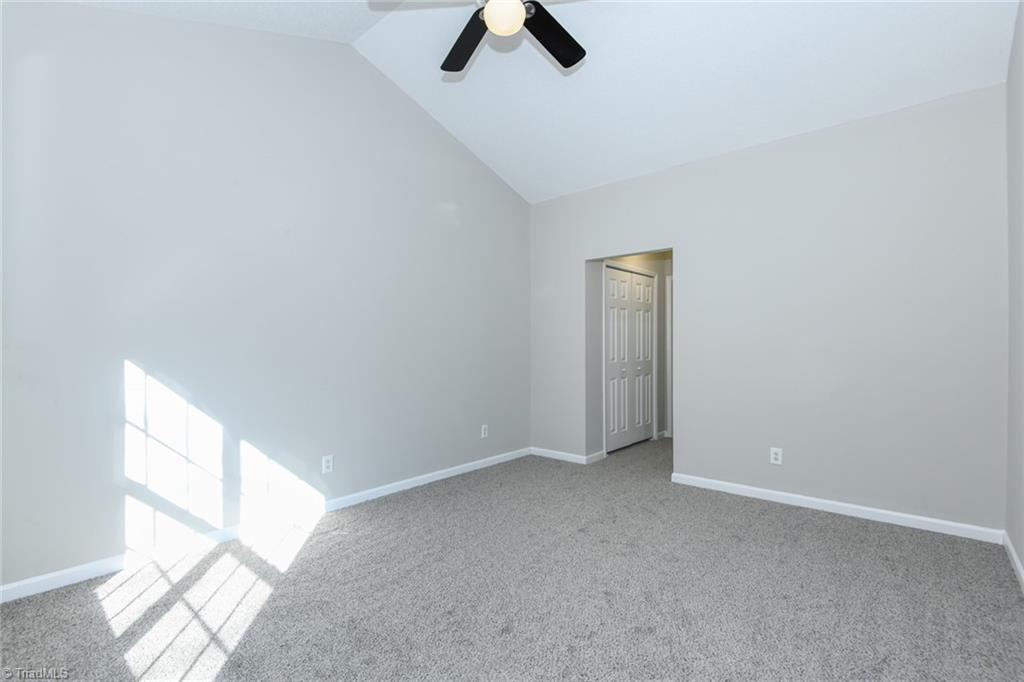 property viewer photo 17