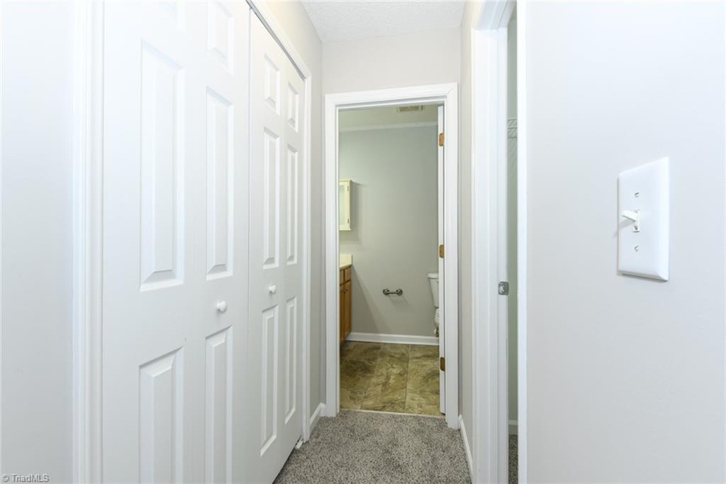 property viewer photo 18