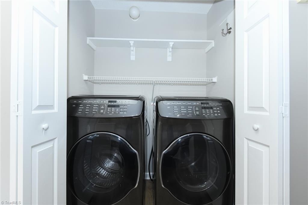 property viewer photo 22