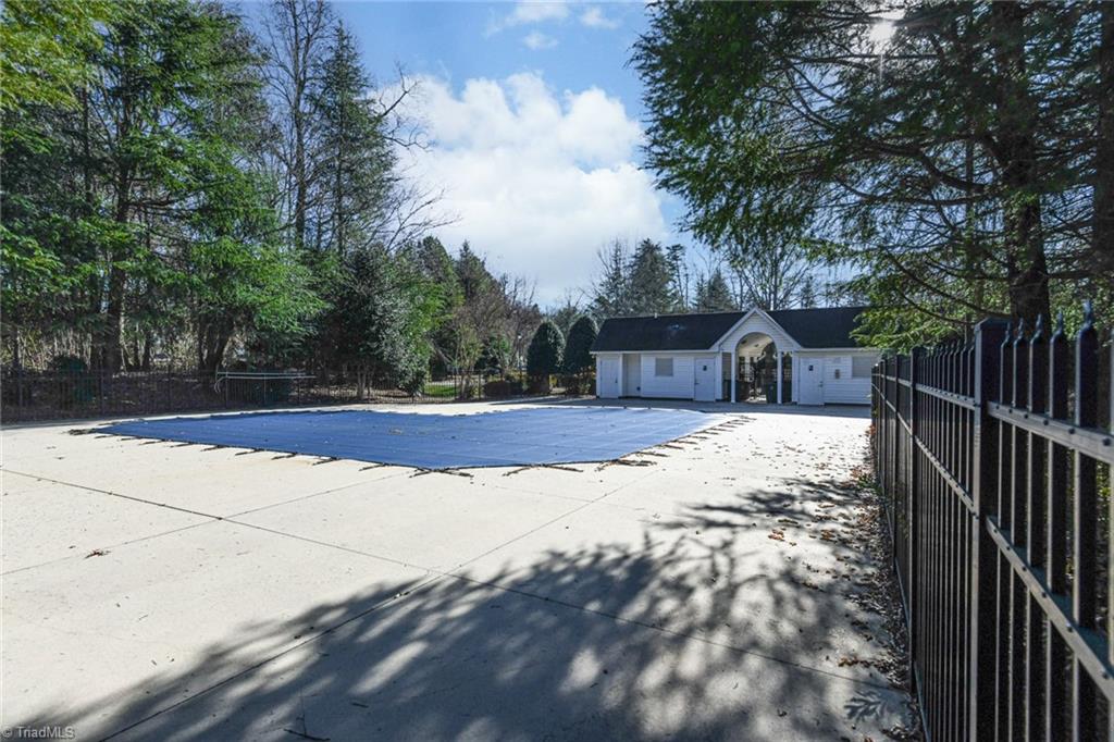 property viewer photo 39