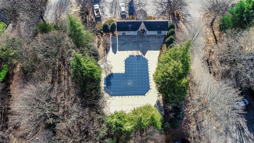 property viewer photo 40
