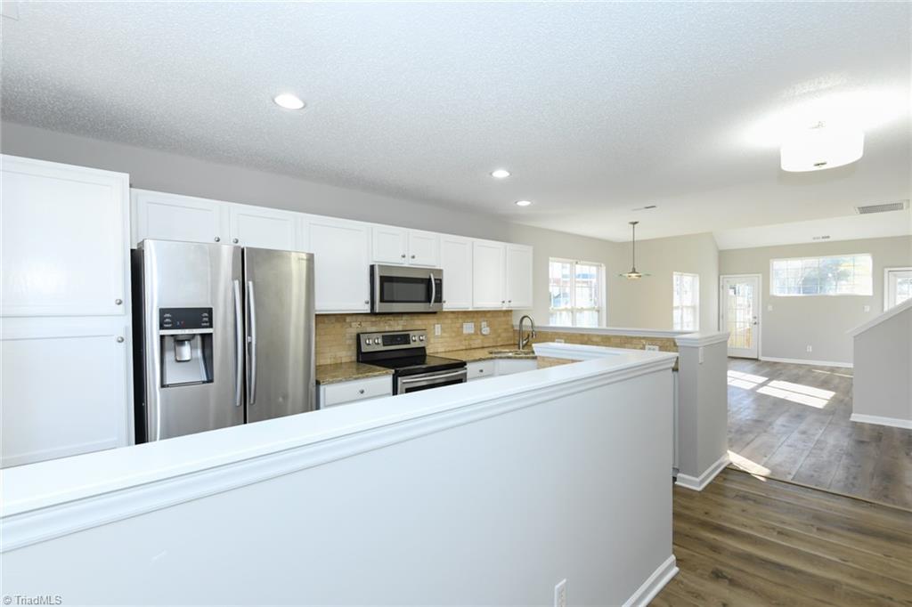 property viewer photo 8