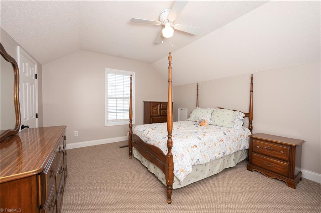 property viewer photo 17