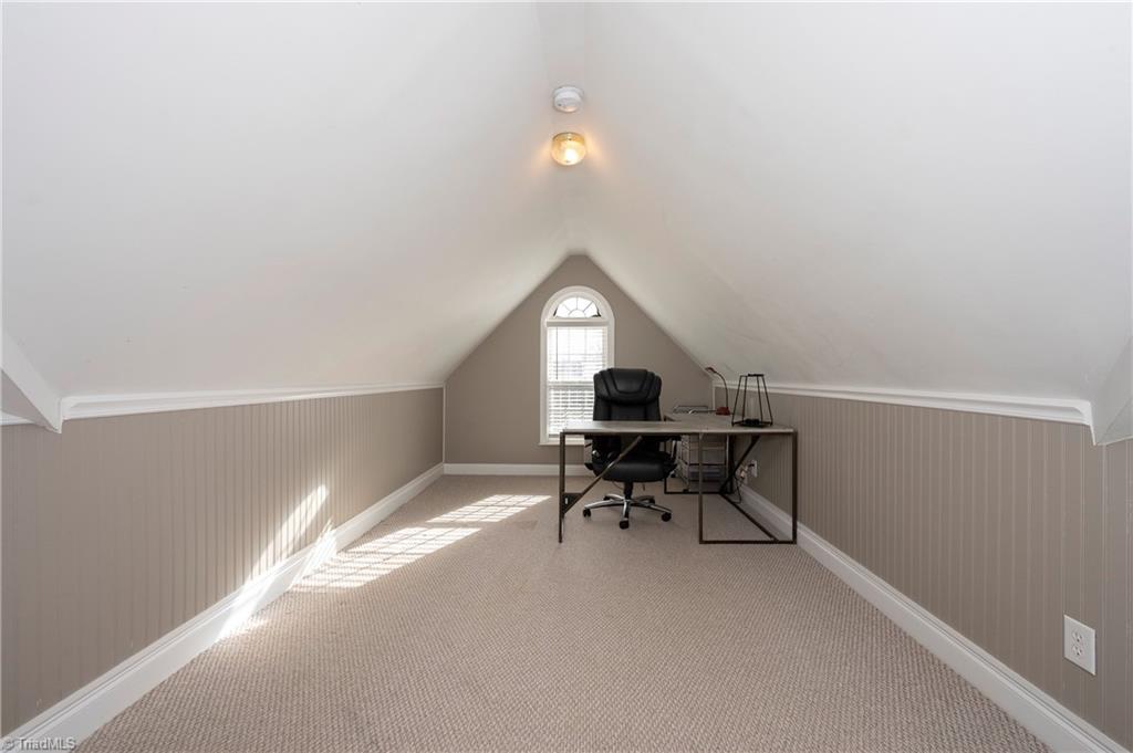 property viewer photo 19