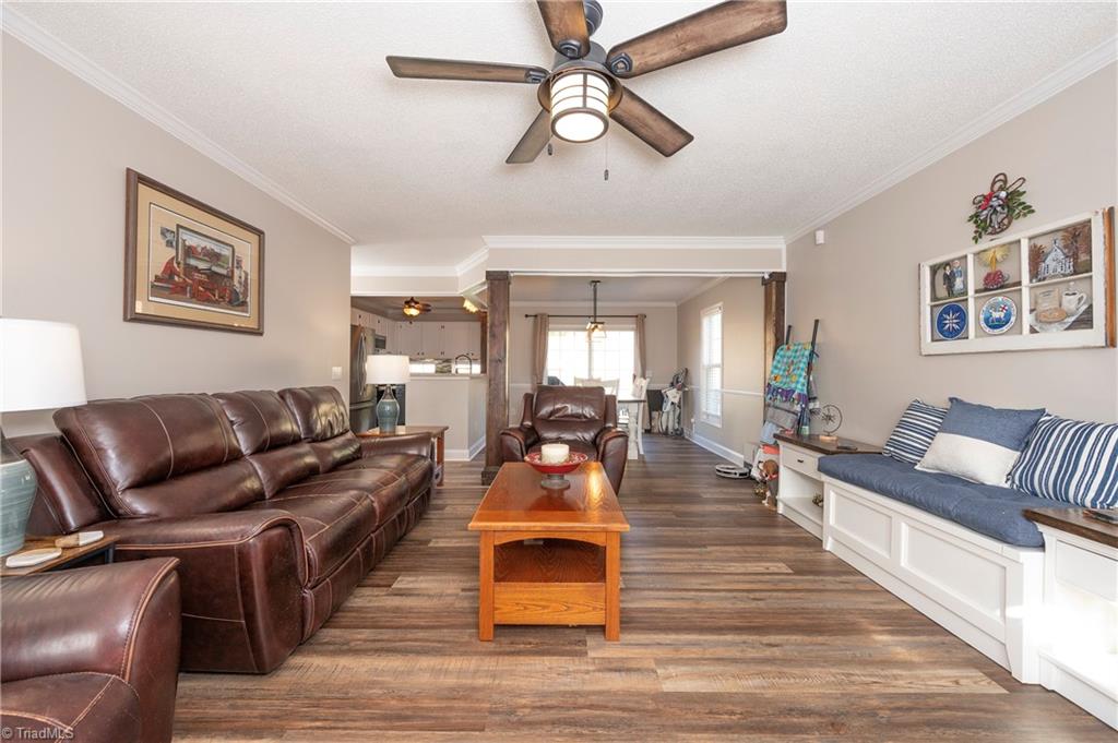 property viewer photo 5