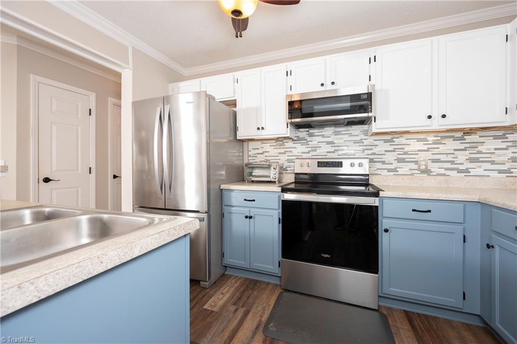 property viewer photo 6