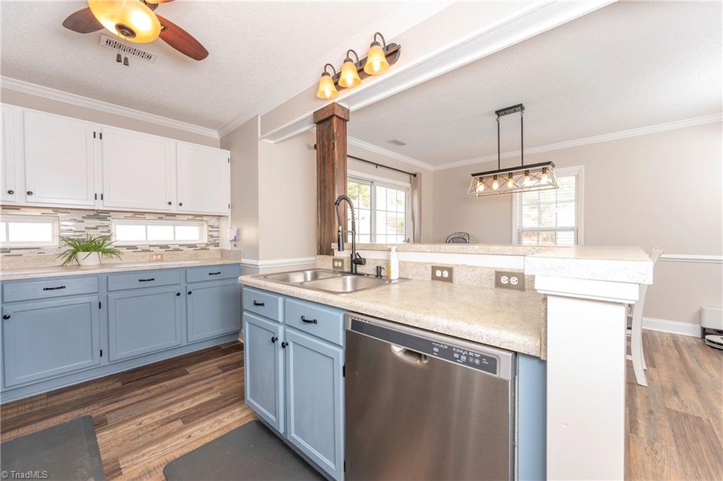 property viewer photo 7