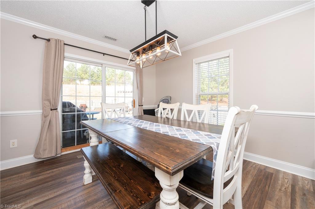 property viewer photo 9