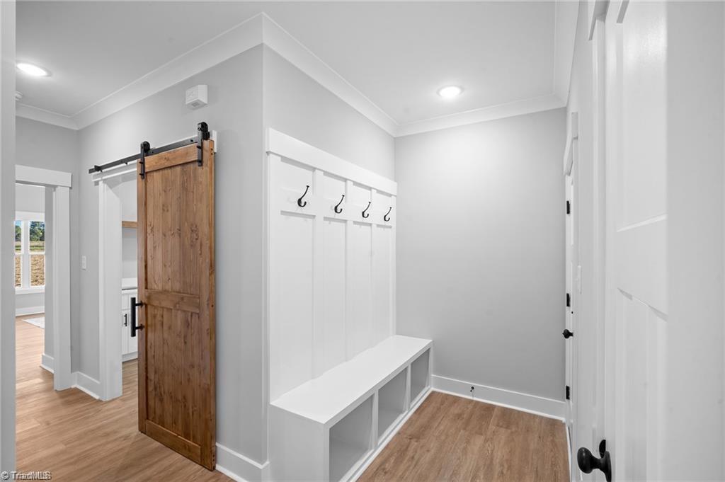 property viewer photo 18