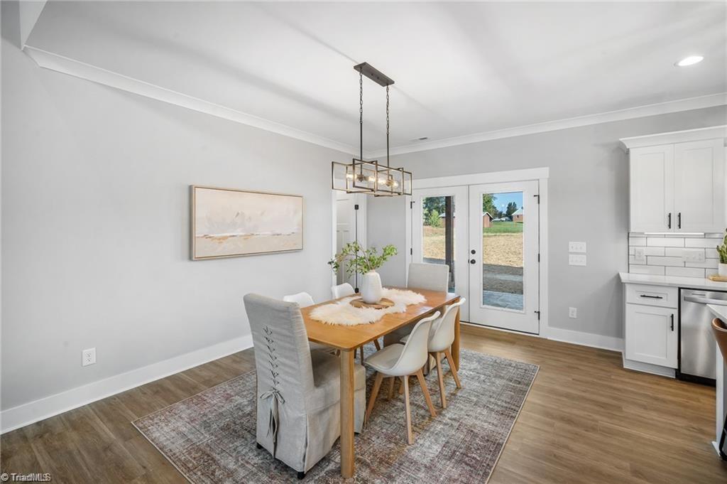 property viewer photo 6