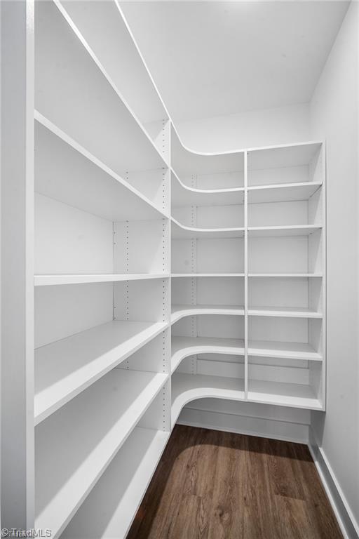 property viewer photo 7