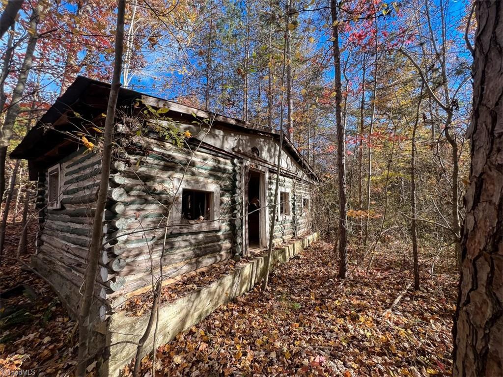 property viewer photo 3