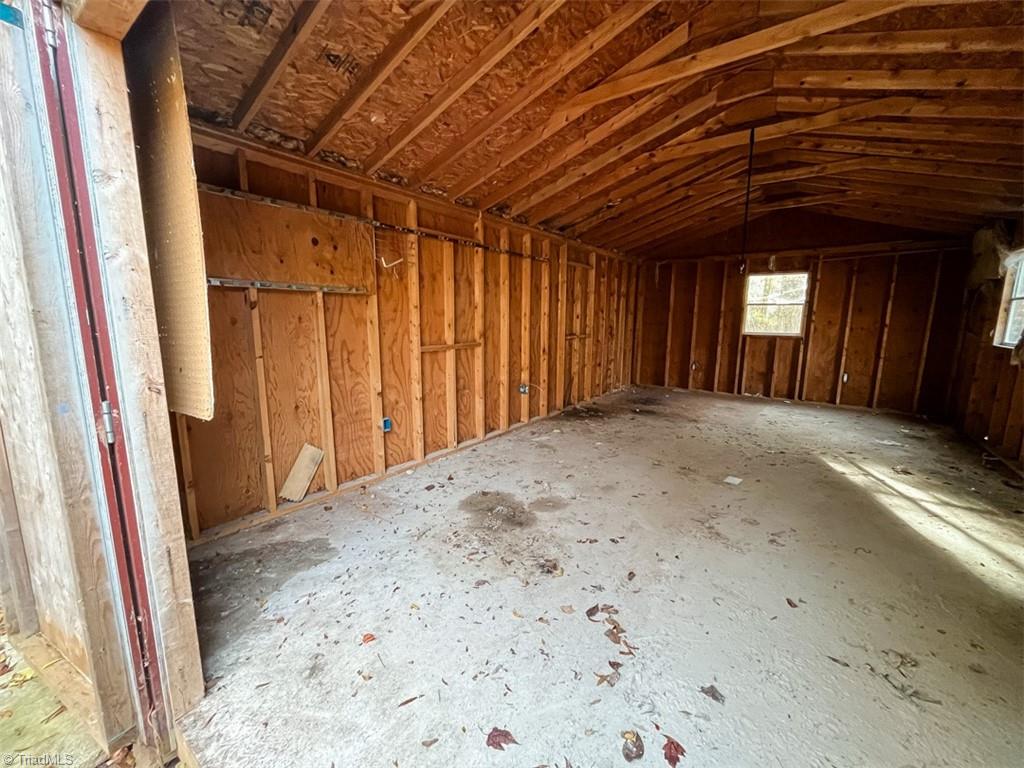 property viewer photo 7