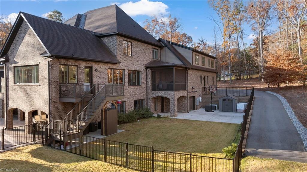 main property photo 42