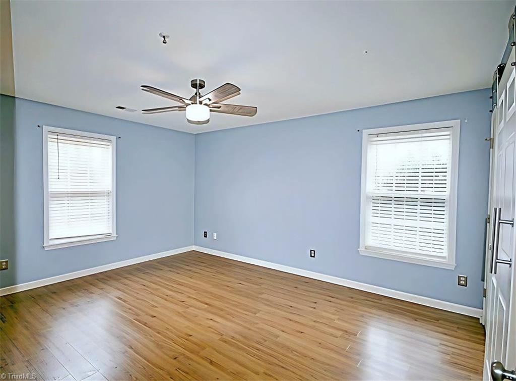 property viewer photo 10