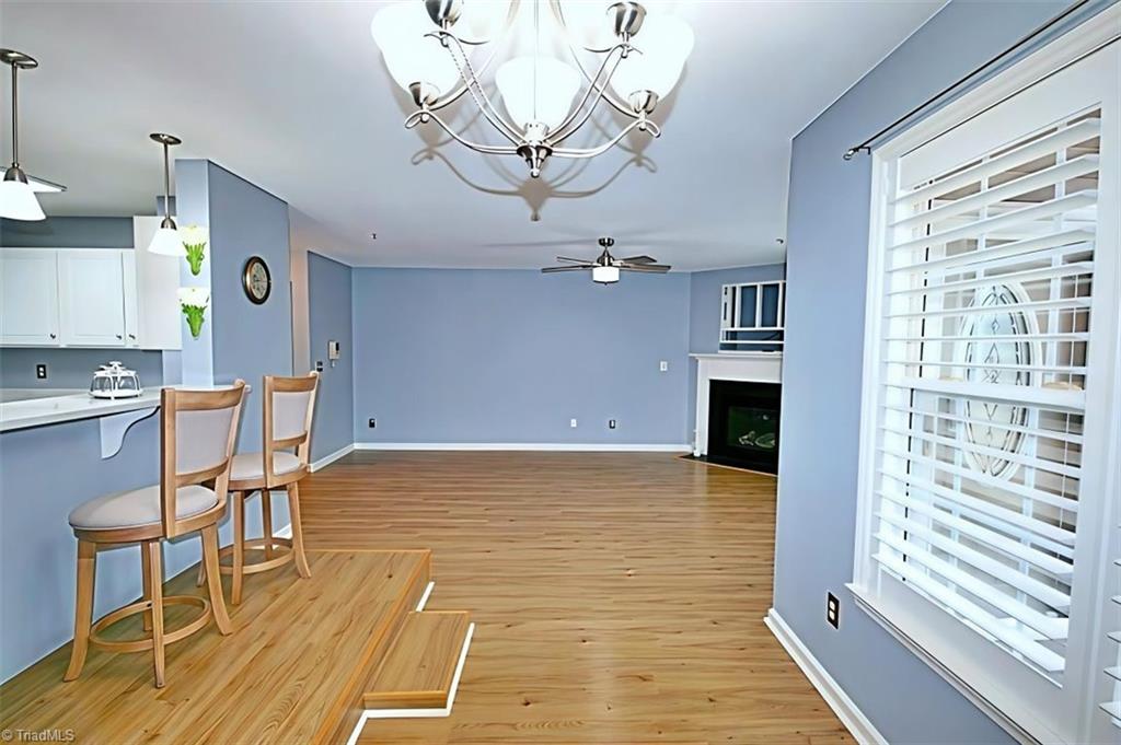 property viewer photo 6