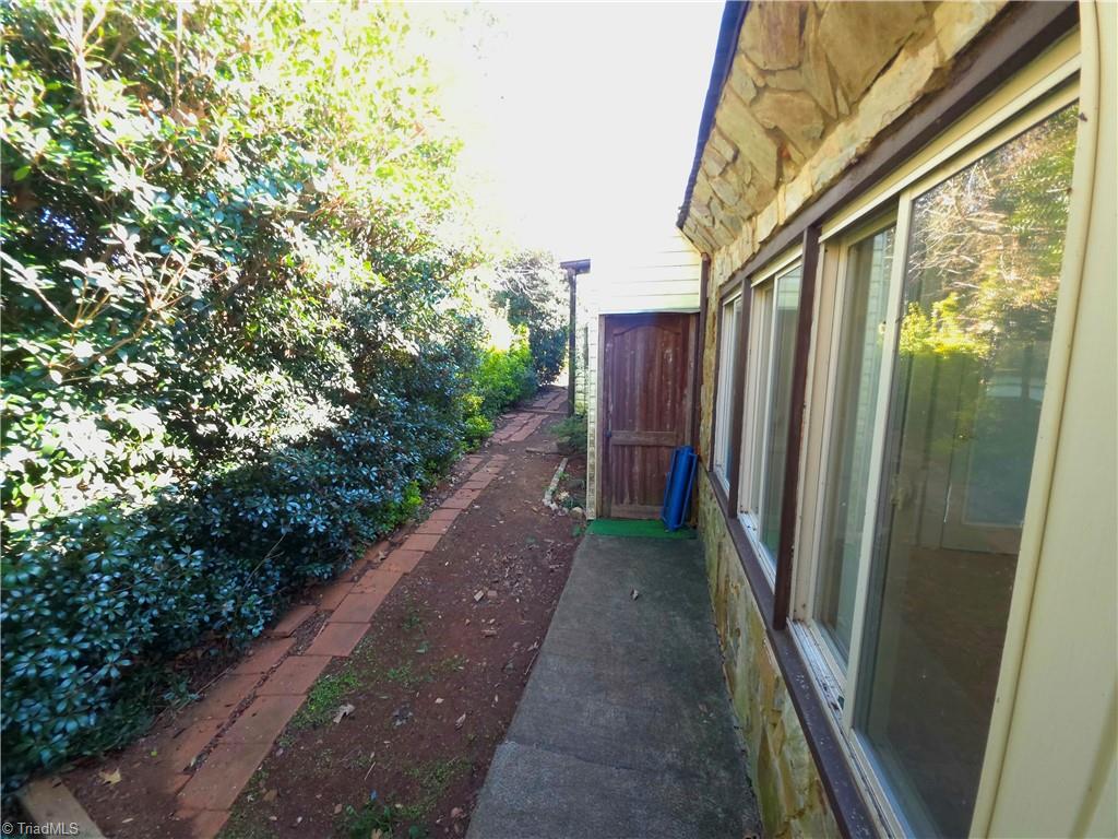 property viewer photo 26