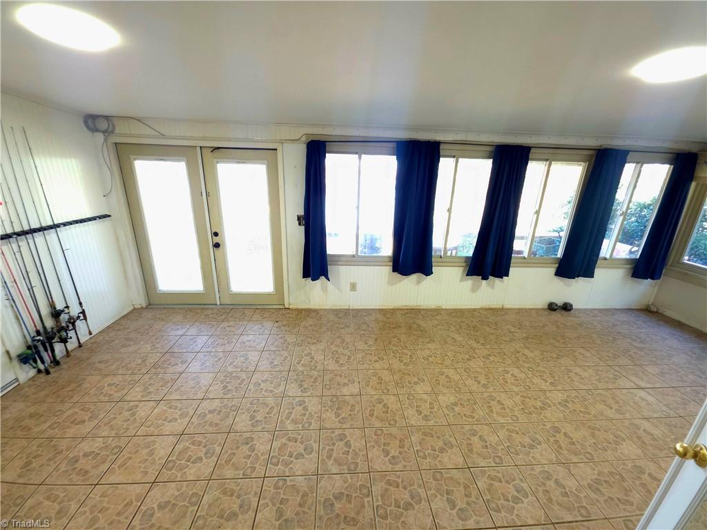 property viewer photo 27