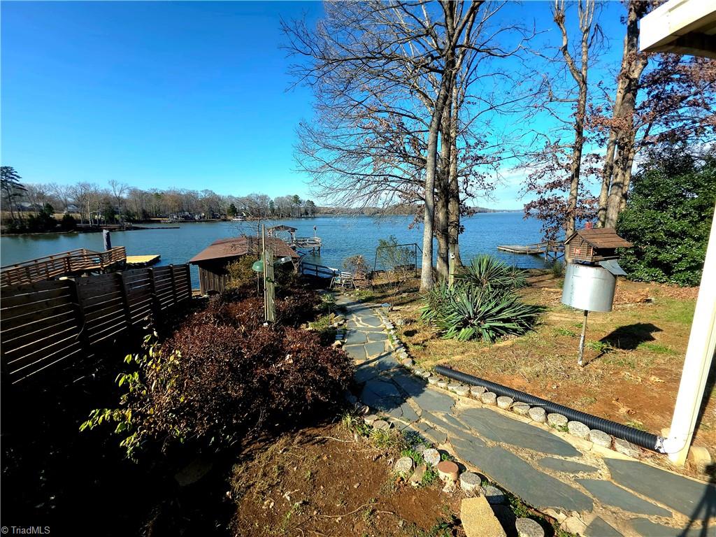 property viewer photo 3