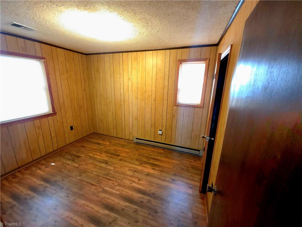 property viewer photo 33