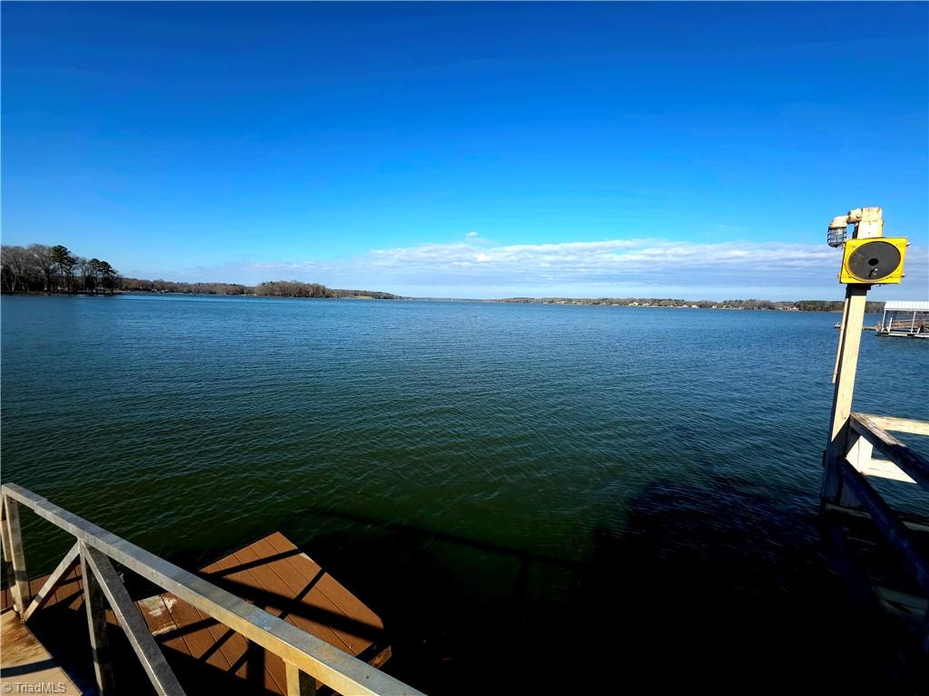 property viewer photo 6