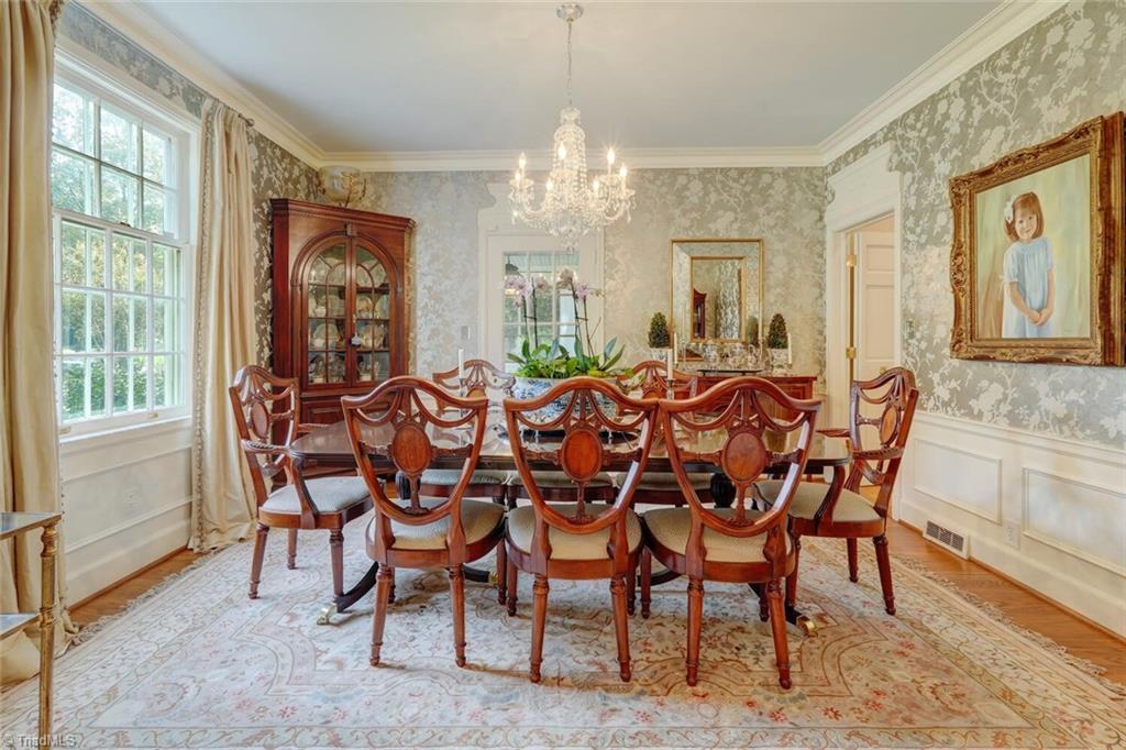 property viewer photo 16