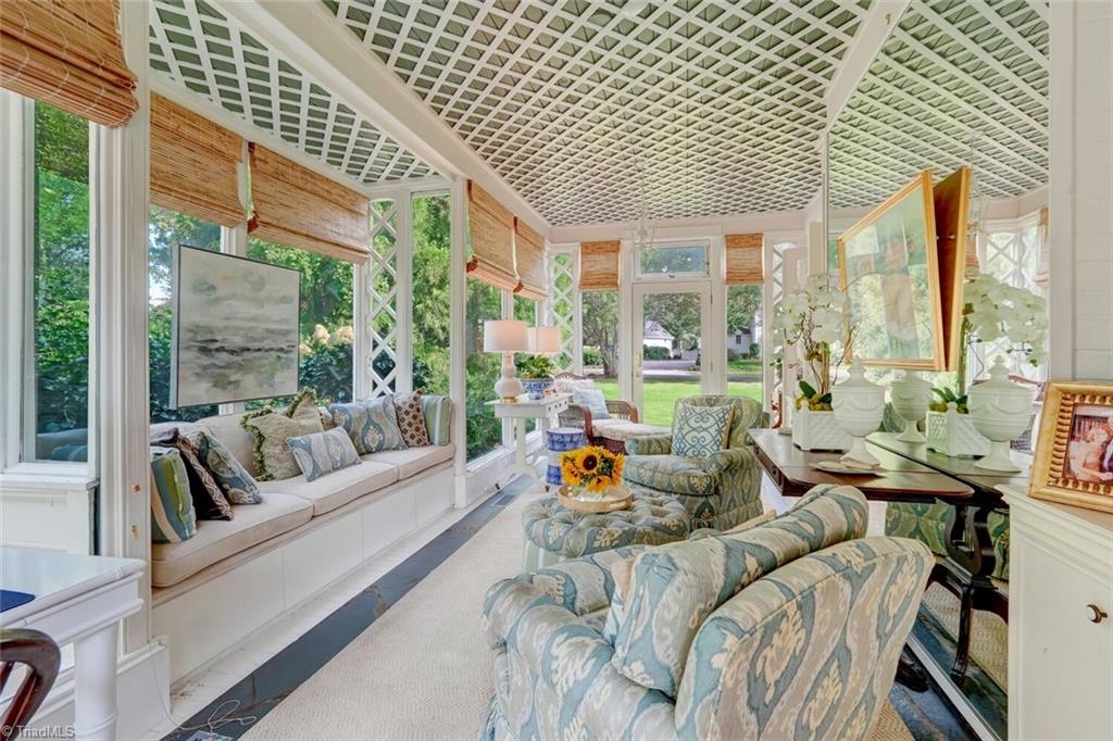 property viewer photo 19