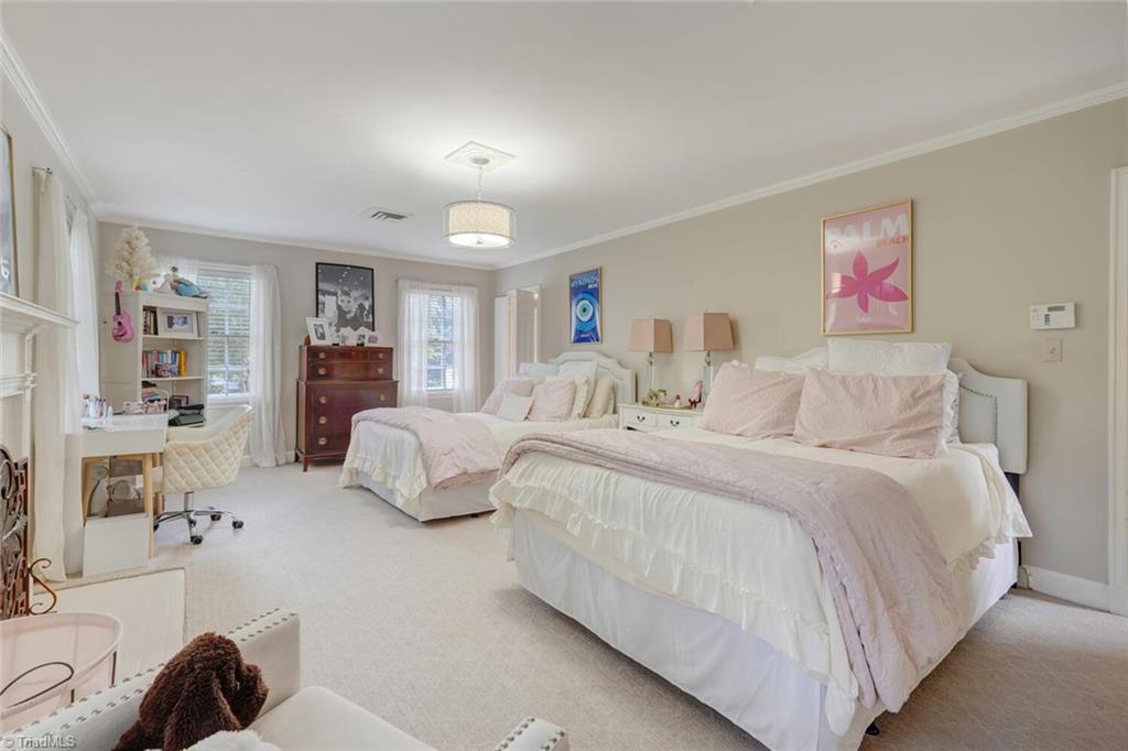 property viewer photo 22