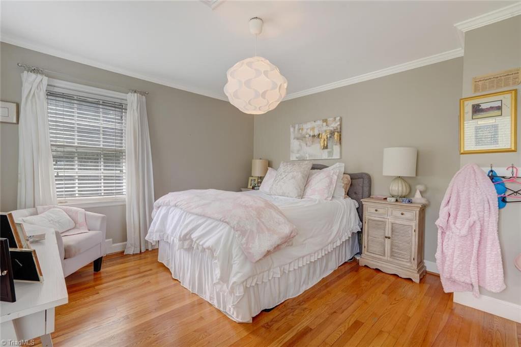 property viewer photo 26