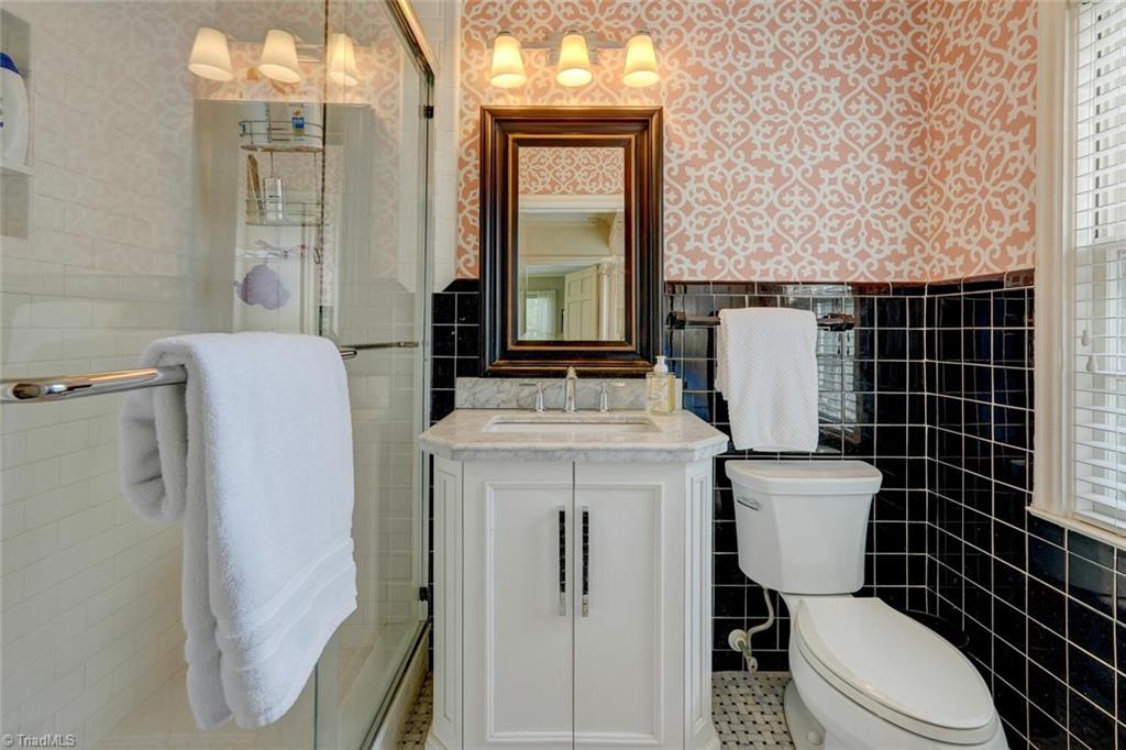 property viewer photo 27